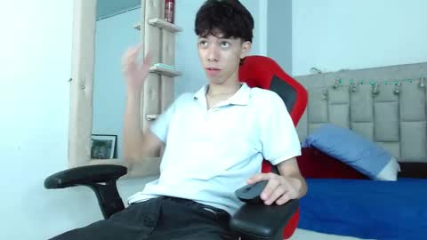 Snapshot of nico_fox723 chatting on December 2025 06:35:02 PM nico online show from December 2025 06:35:02 PM