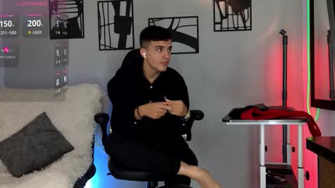 Nico online show from March 2026 11:28:02 AM