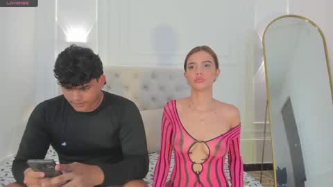Snapshot of nicol_and_thiago_212 chatting on May 2026 09:33:01 PM nicol_and_thiago_212 online show from May 2026 09:33:01 PM