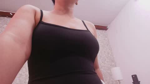 Nicol online show from January 2025 07:13:02 PM