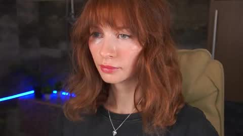 Nicol Moonn online show from November 2025 06:46:01 AM