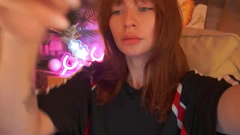 Nicol Moonn online show from February 2026 06:51:01 AM