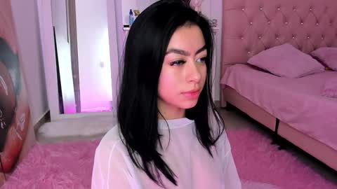 Snapshot of nicol_rosee chatting on January 2025 01:25:02 AM SOFIA   online show from January 2025 01:25:02 AM