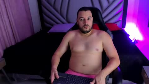 Snapshot of nicola_d_angelo chatting on June 2026 07:24:01 PM nicola_d_angelo online show from June 2026 07:24:01 PM