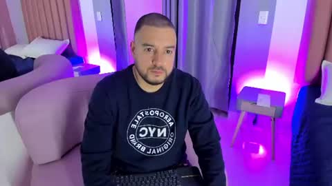 Snapshot of nicola_d_angelo chatting on July 2026 08:44:01 PM nicola_d_angelo online show from July 2026 08:44:01 PM