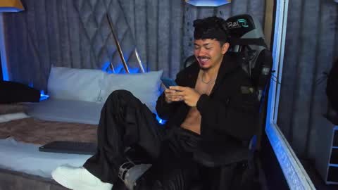 Nicolai online show from February 2026 12:05:02 PM