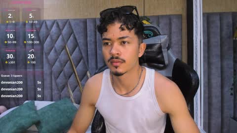 Nicolai online show from April 2026 12:03:02 PM