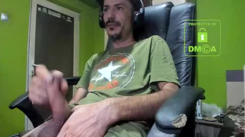 L. Nicolas online show from October 2025 06:16:02 AM