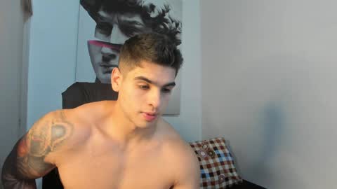 Snapshot of nicolasmuscle chatting on December 2024 10:57:02 PM Andres online show from December 2024 10:57:02 PM