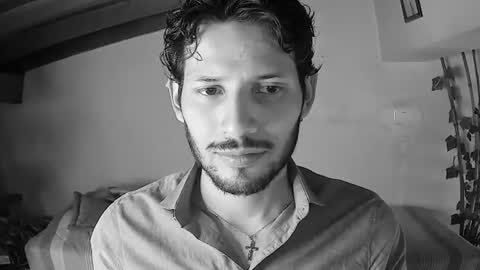 nicolasrodrii online show from June 2026 09:28:01 PM