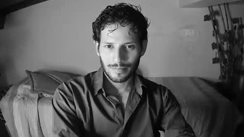 nicolasrodrii online show from June 2026 12:13:01 AM