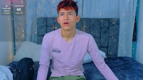 nicolastorres__ online show from April 2026 08:01:01 AM