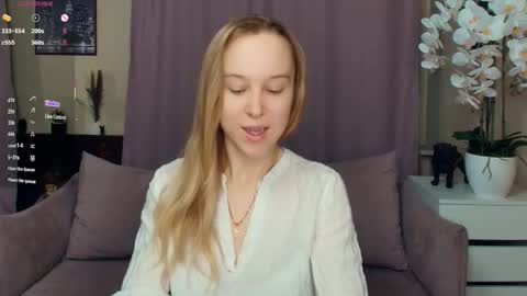 Nicoletta online show from February 2026 06:48:01 PM