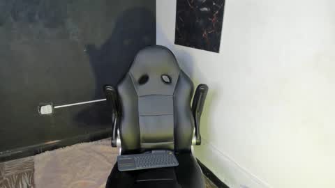 Snapshot of nicole_and_thiago1 chatting on February 2026 10:19:02 PM nicole_and_thiago1 online show from February 2026 10:19:02 PM