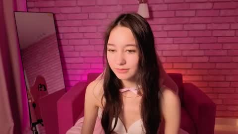 Snapshot of nicole_brownie chatting on May 2026 11:45:02 PM Nicole online show from May 2026 11:45:02 PM