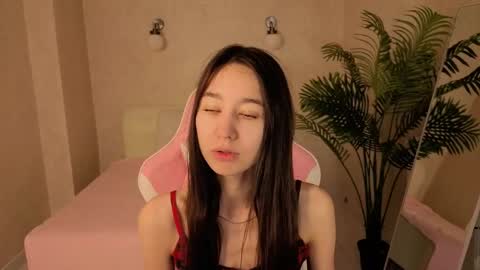 Snapshot of nicole_brownie chatting on May 2026 01:11:02 AM Nicole online show from May 2026 01:11:02 AM
