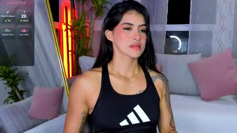 Snapshot of nicole_duran3095 chatting on July 2026 05:23:02 AM Nick online show from July 2026 05:23:02 AM