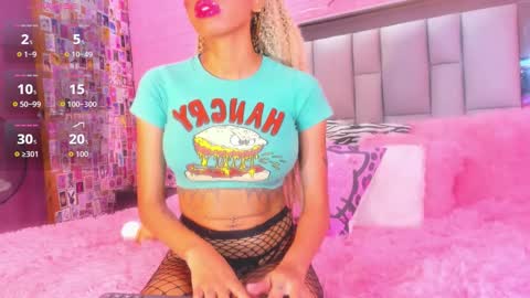 Snapshot of nicole_rosales chatting on September 2025 06:40:02 PM nicole_rosales online show from September 2025 06:40:02 PM