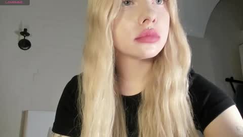 Mary online show from March 2025 12:33:02 AM