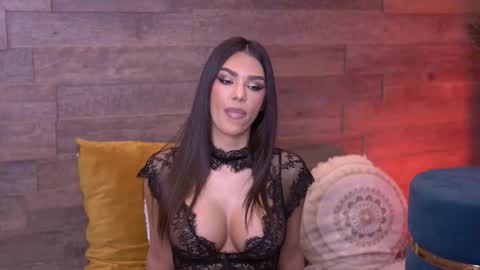 Nicole online show from November 2025 08:47:02 AM