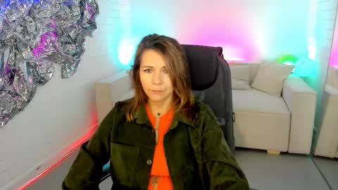 nicolehits online show from September 2025 05:18:02 AM