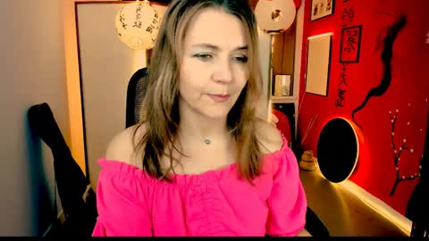 Snapshot of nicolehits chatting on April 2026 01:08:02 PM nicolehits online show from April 2026 01:08:02 PM