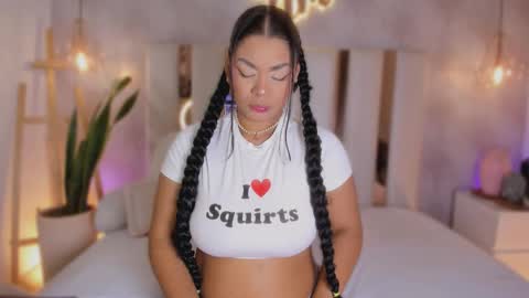 Andrea give it a thumbs up please its important  online show from November 2025 12:59:03 PM