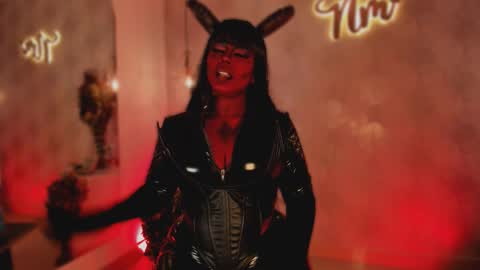 Andrea give it a thumbs up please its important  online show from March 2026 03:01:02 PM