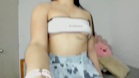 nicole santana online show from November 2025 05:57:01 PM