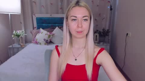 NicoleStunning online show from May 2026 05:56:02 AM