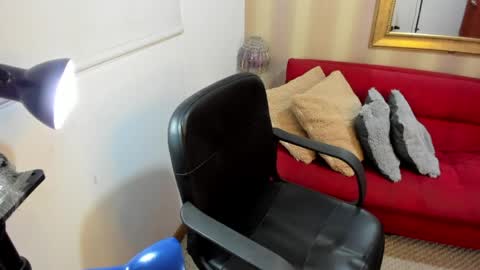 Snapshot of nicolettcolin chatting on May 2026 08:04:04 PM Nicolettcolin online show from May 2026 08:04:04 PM