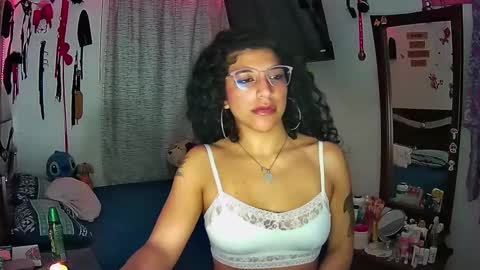 Snapshot of nicoll_williams420 chatting on February 2025 06:08:02 AM Nicoll Williams online show from February 2025 06:08:02 AM