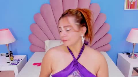 Snapshot of nicolle_boobies chatting on February 2026 04:54:01 PM Nicolle online show from February 2026 04:54:01 PM