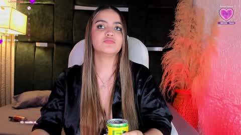 Nicolle online show from December 2024 12:57:02 AM