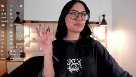 Nicoll  online show from February 2026 07:54:02 PM