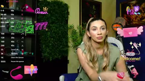 Snapshot of nicollepalmer chatting on June 2026 09:15:02 AM Nicolle online show from June 2026 09:15:02 AM