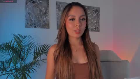 Nicollewest online show from June 2026 10:52:01 PM