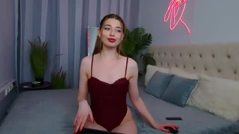 NicolRos online show from May 2026 03:07:01 PM