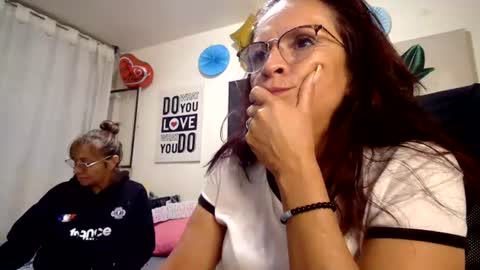Snapshot of nicoltatiana_ chatting on June 2026 12:43:02 AM nicoltatiana_ online show from June 2026 12:43:02 AM