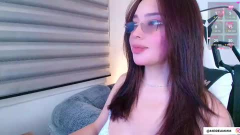 Nicol online show from January 2026 01:11:01 AM