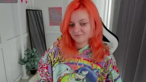 Snapshot of nightleaf_ chatting on July 2026 12:31:01 PM Bestie online show from July 2026 12:31:01 PM