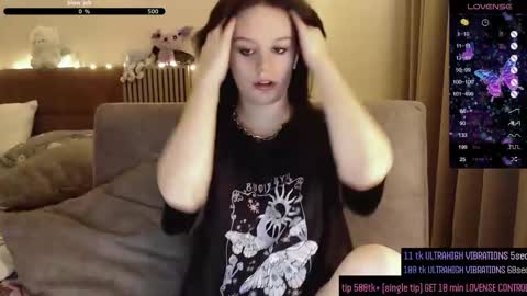 Snapshot of nightpurr chatting on January 2026 05:51:02 PM Darcy online show from January 2026 05:51:02 PM