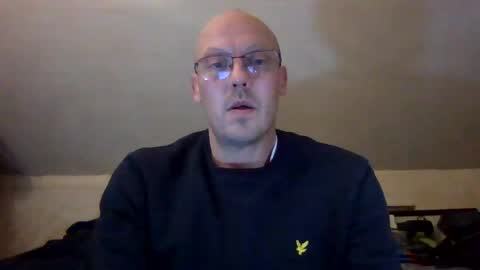 nighttime online show from December 2024 03:00:01 AM