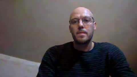 nighttime online show from December 2024 12:41:01 AM