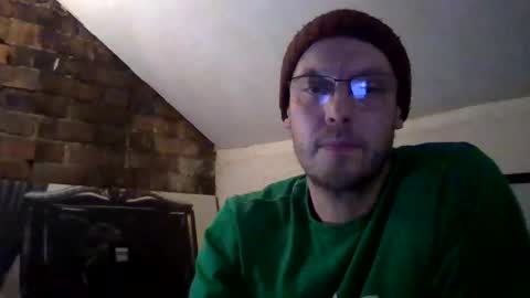 nighttime online show from January 2025 11:46:01 PM