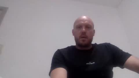 nighttime online show from September 2025 10:10:01 PM