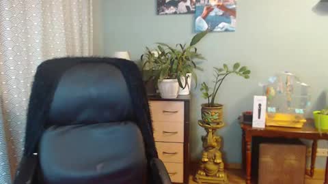 Nika online show from March 2025 03:48:02 PM