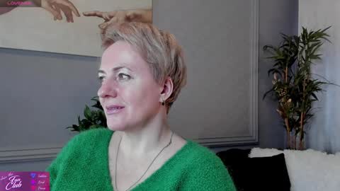 Nika online show from February 2025 10:08:02 AM