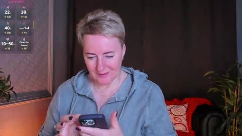Snapshot of nika_smit chatting on June 2026 05:22:01 AM Nika online show from June 2026 05:22:01 AM