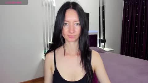 NikaLewis online show from September 2025 05:10:02 AM